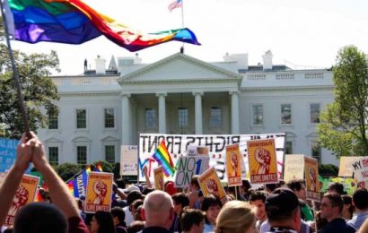 LGBT Marchers Expressed Their Anger at the White House