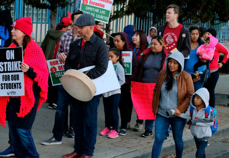 LA teachers reach a deal with LAUSD that could possibly end their strike