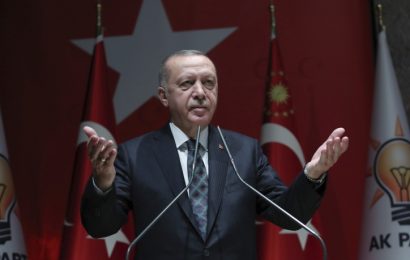 Erdogan is playing the refugee card as criticism mounts over Turkey’s kurdish offesive